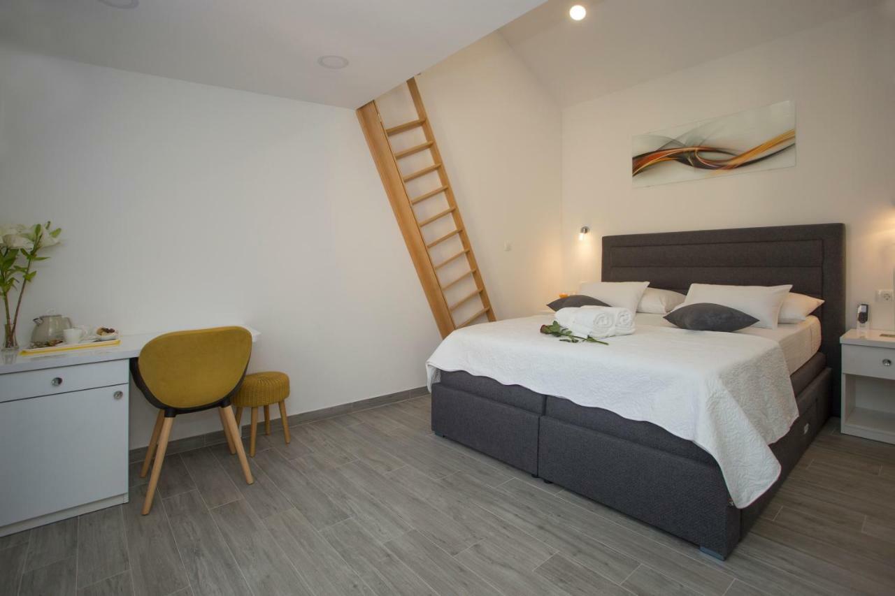 Central Old Town 3* Split