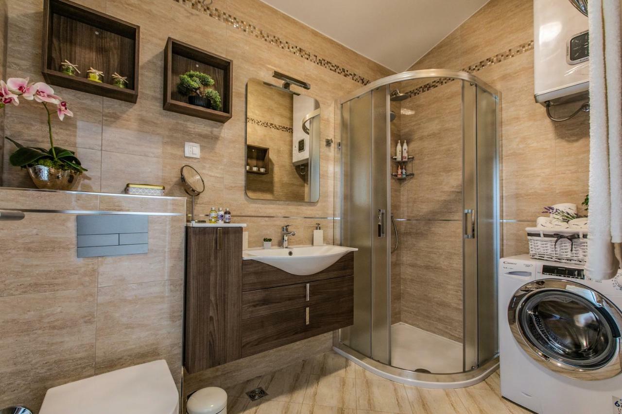 Sea Sparkle Luxury * Split