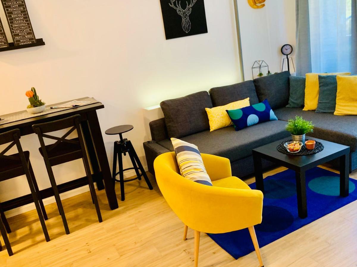 Right Place****cozy And Completely New *