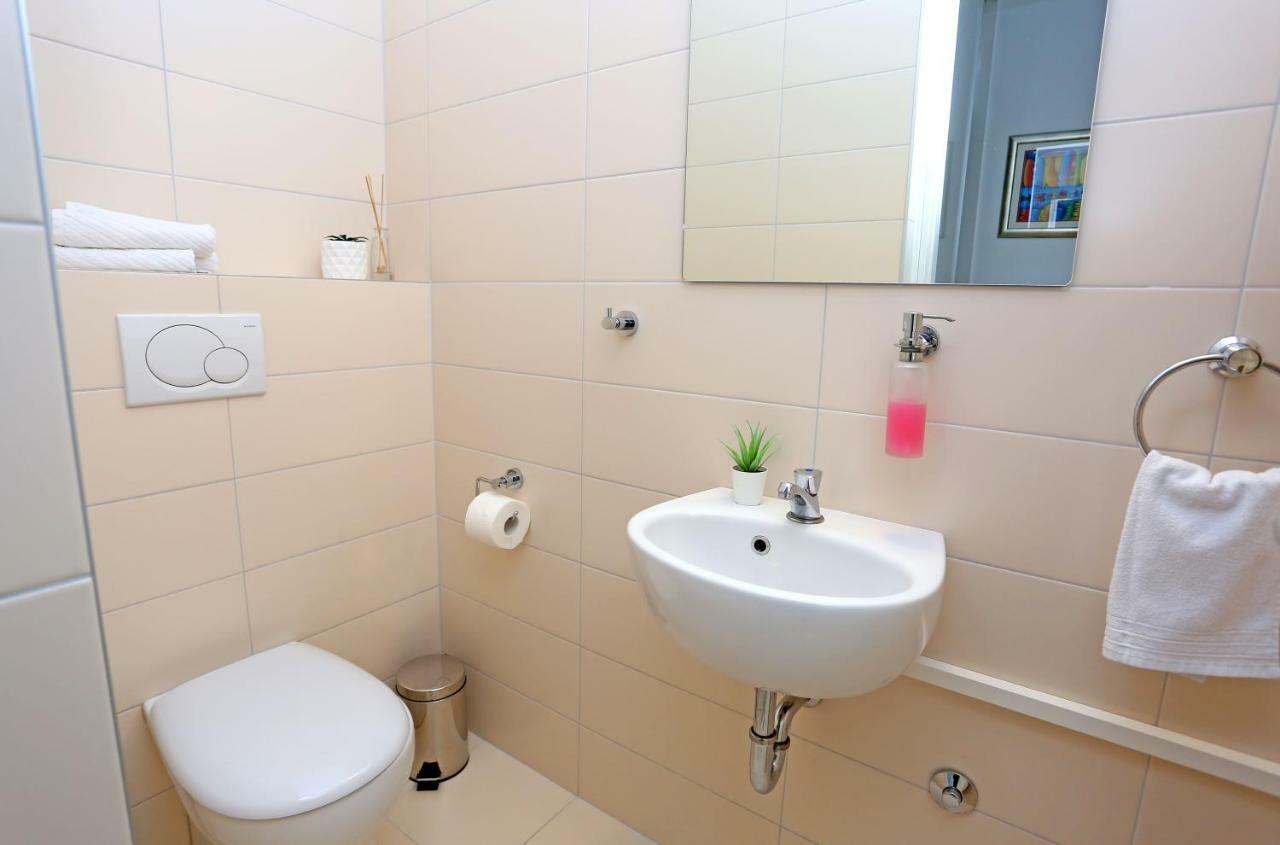Luxury Apts Leone Centre Apartment Split