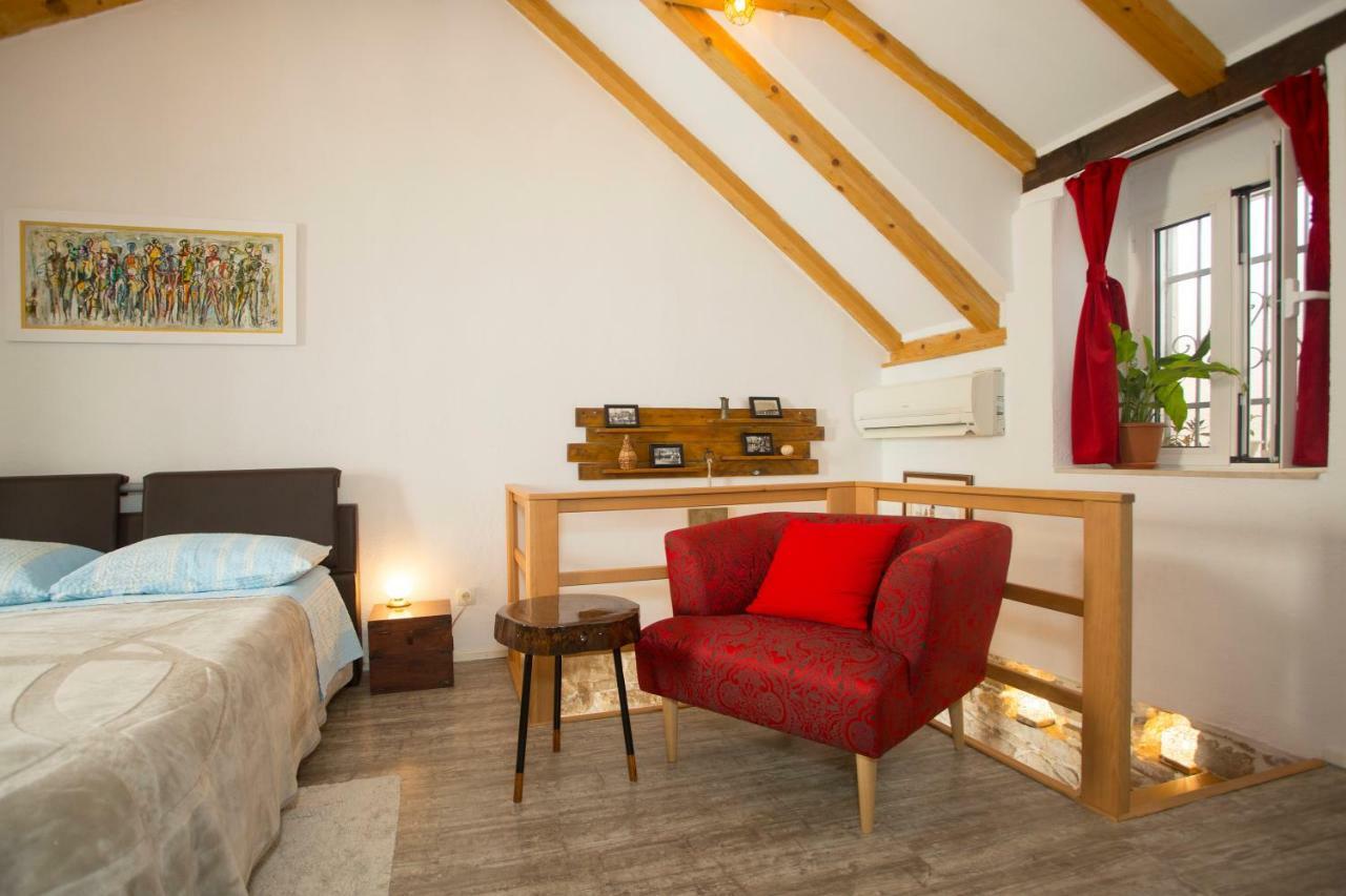 Natalia Old Town Apartman