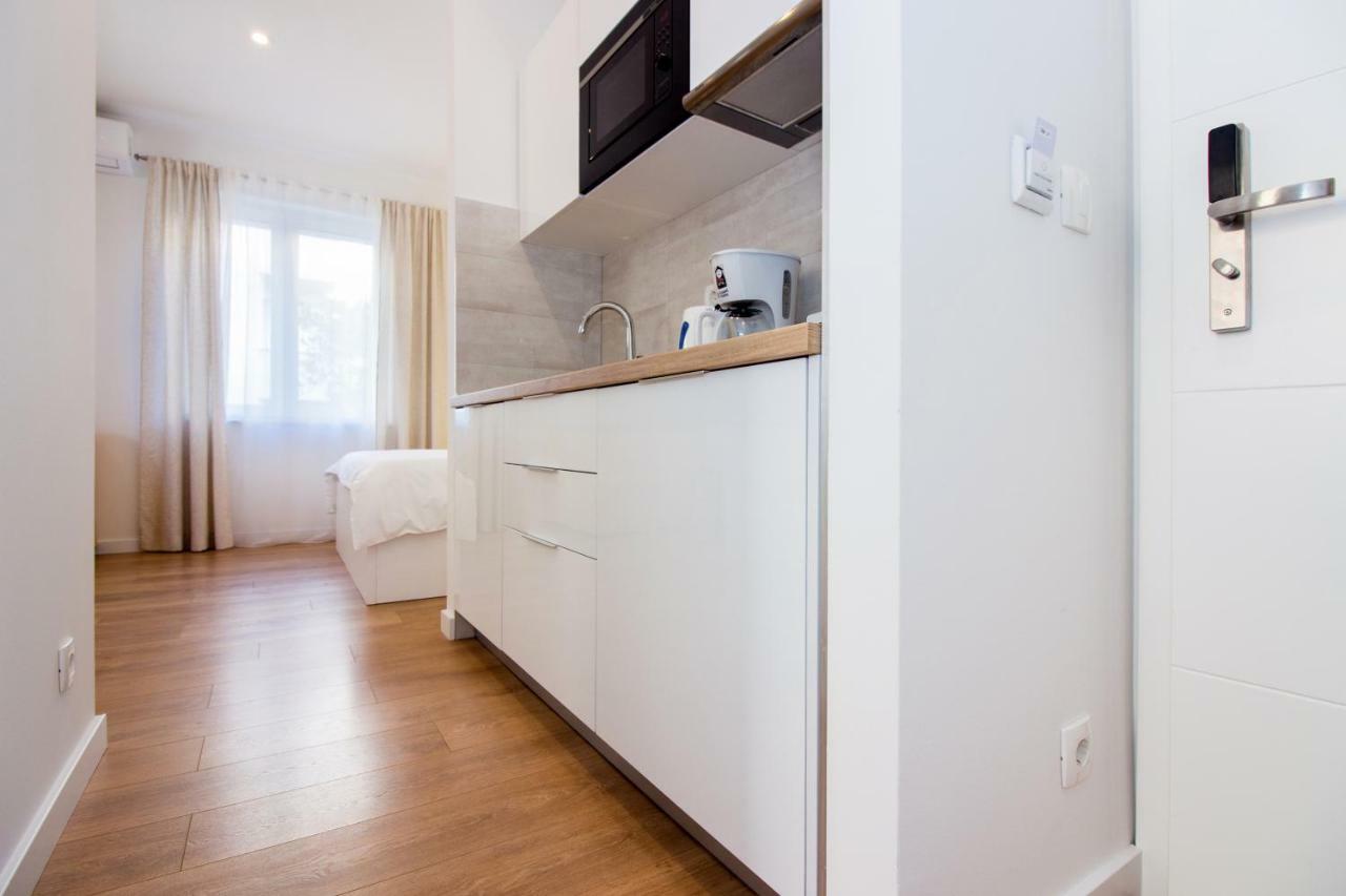 Lugo Apartment *
