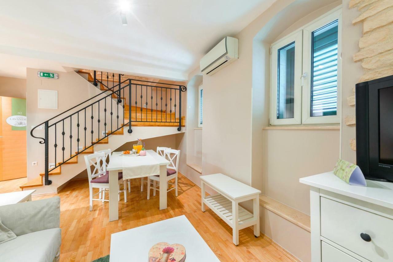 Apartment Mak