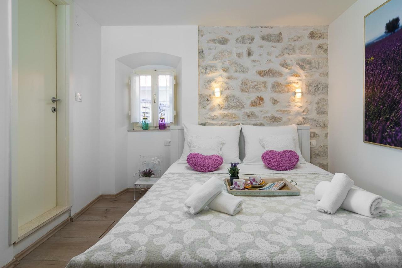 Babina - King & Queen 3*