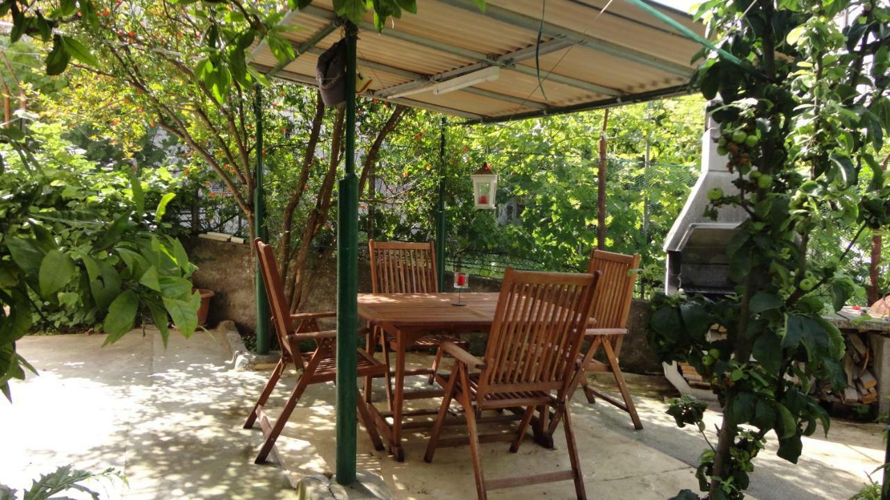 Apartment Paro Split