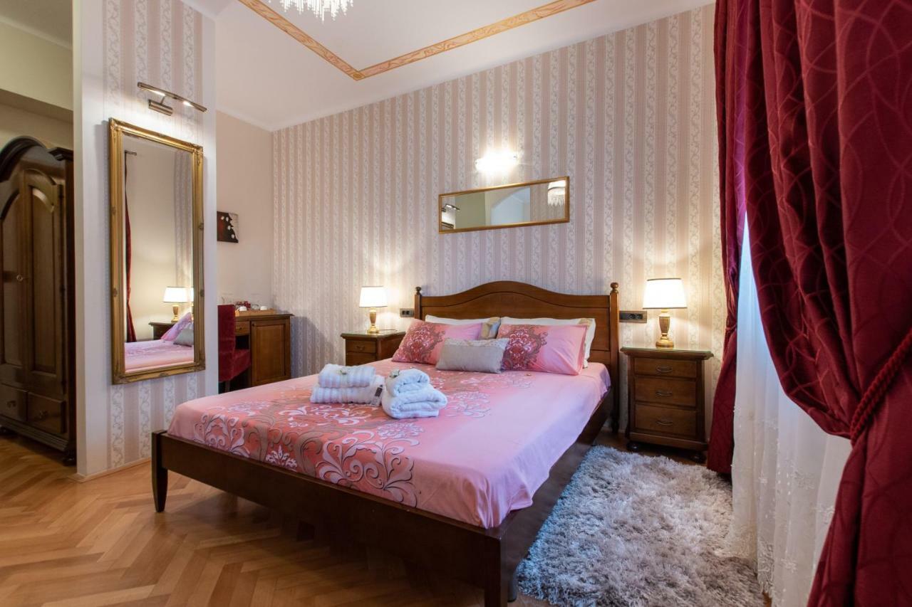 Unique Luxury