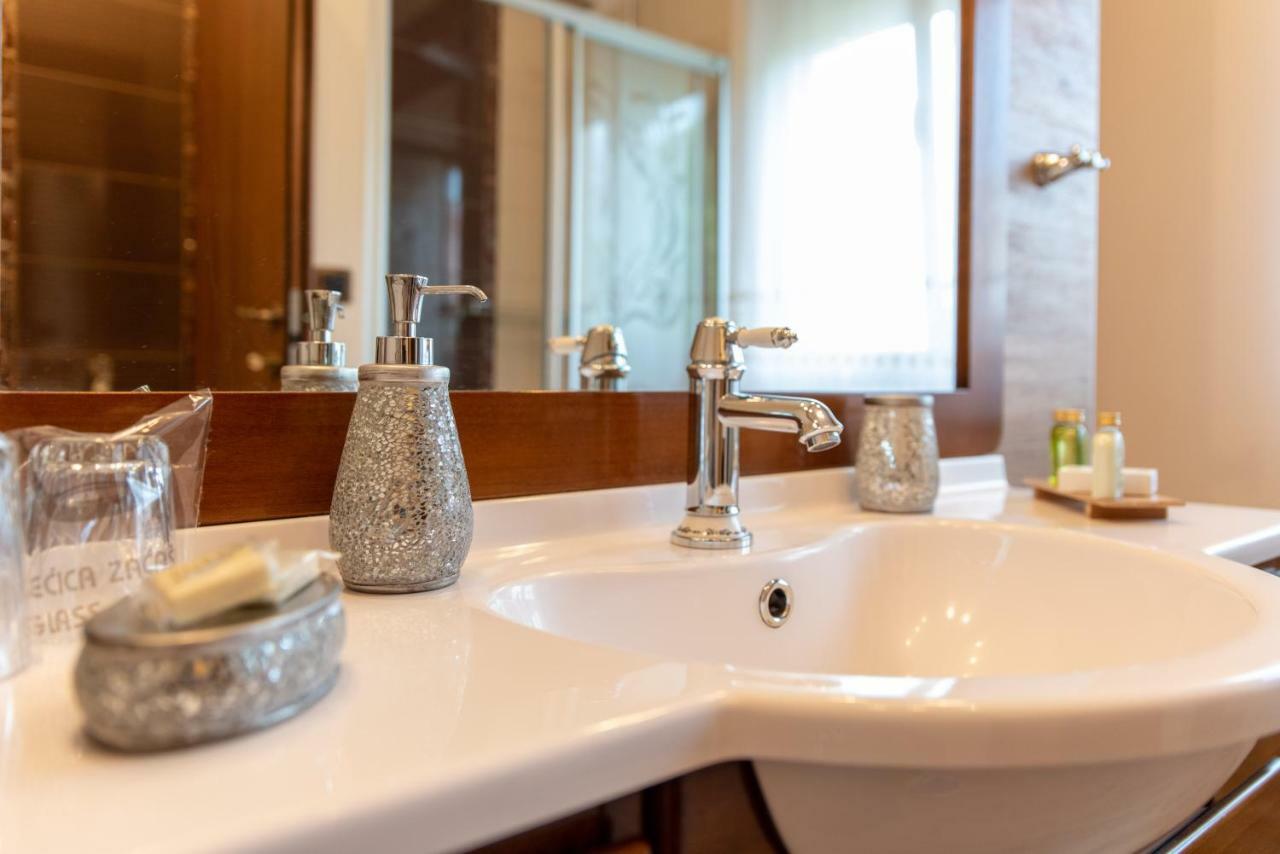 Unique Luxury Gostinjska kuća 4*