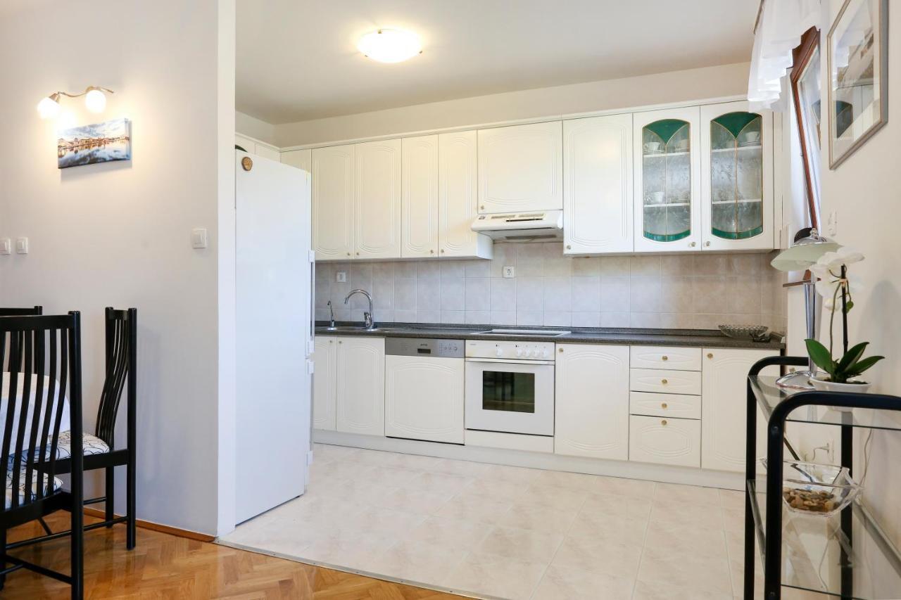 Guest house Luxury Apartment Ela Split