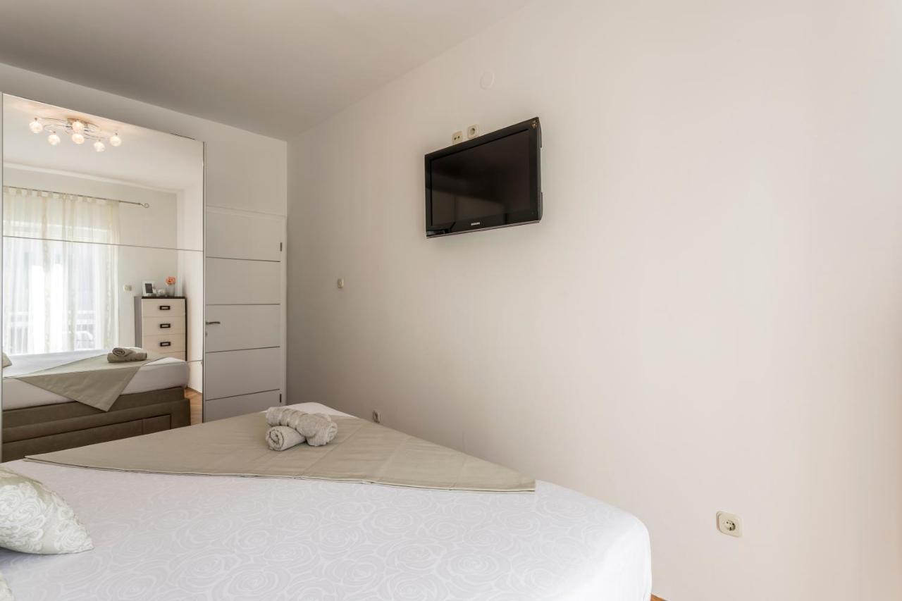 Luxury Apartment Karla Apartment *