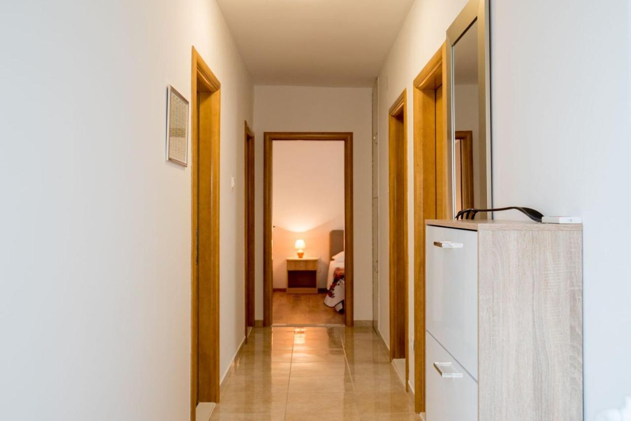 Anteo Free Parking Apartment Split