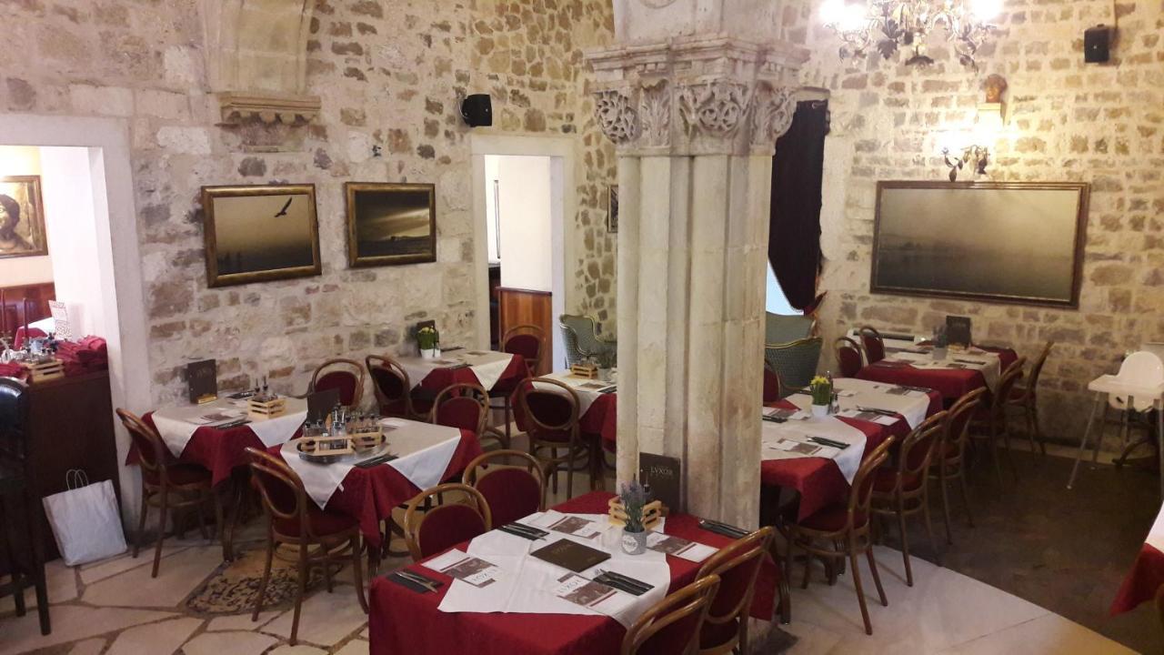 Gasthuis Gothic Palace Heritage 4*