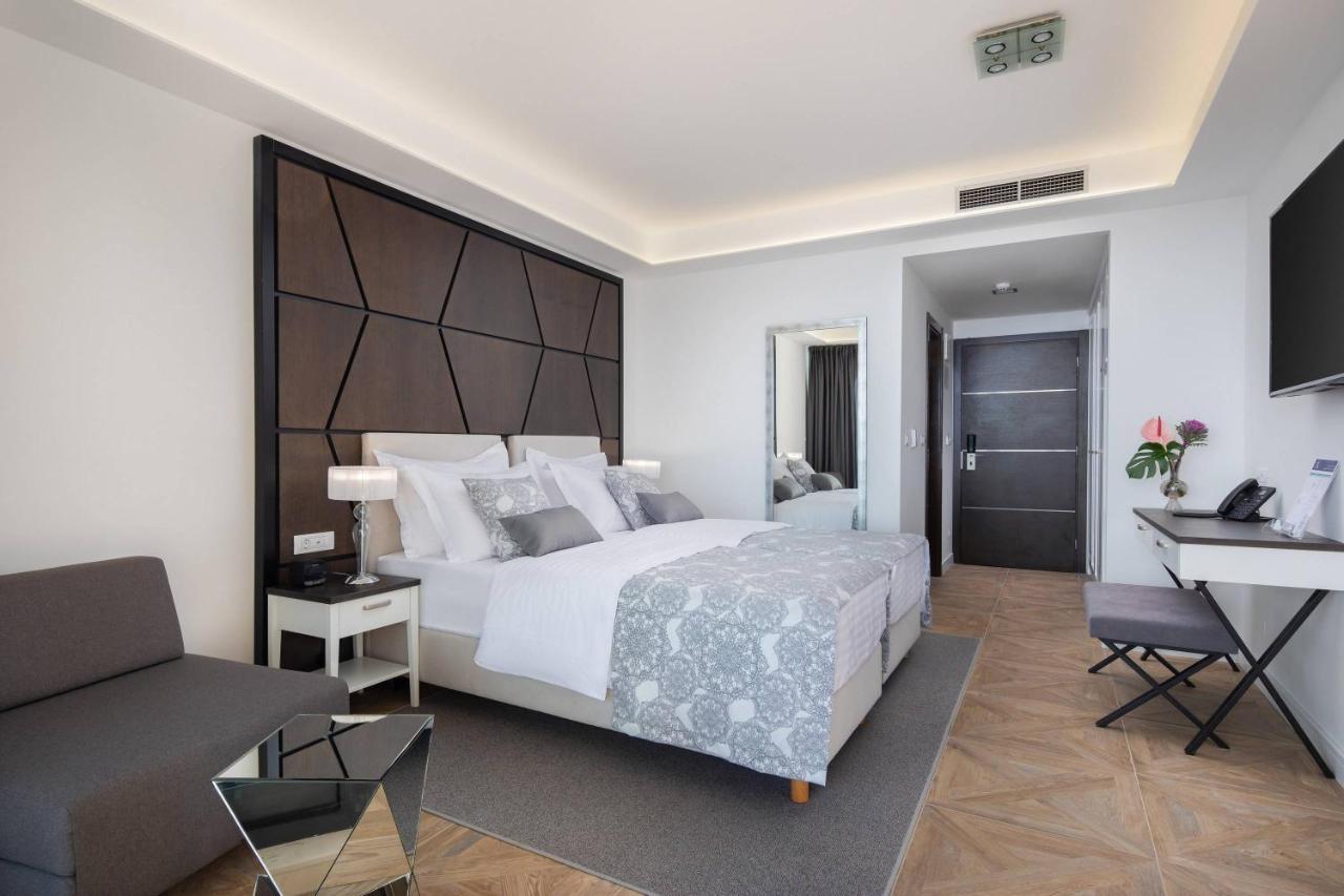 Ellure Luxury Hotel