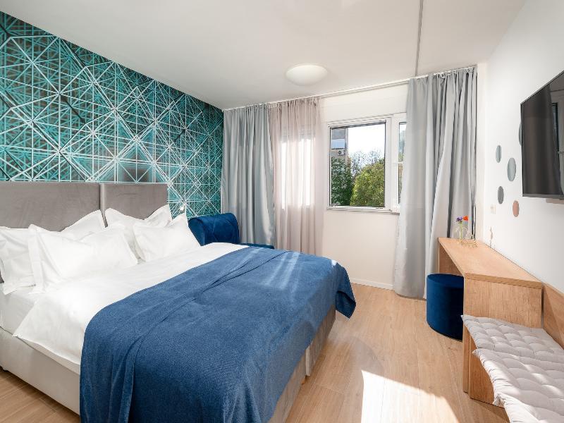 Skaline Luxury Bed & Breakfast 4*