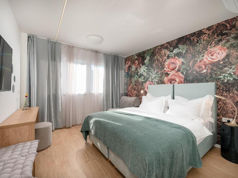 Skaline Luxury Bed & Breakfast