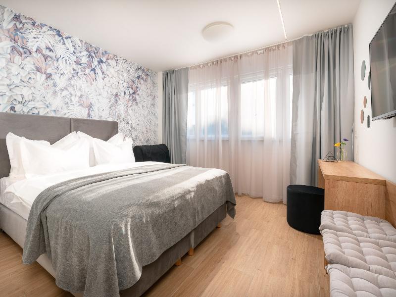 Skaline Luxury Bed & Breakfast 4*